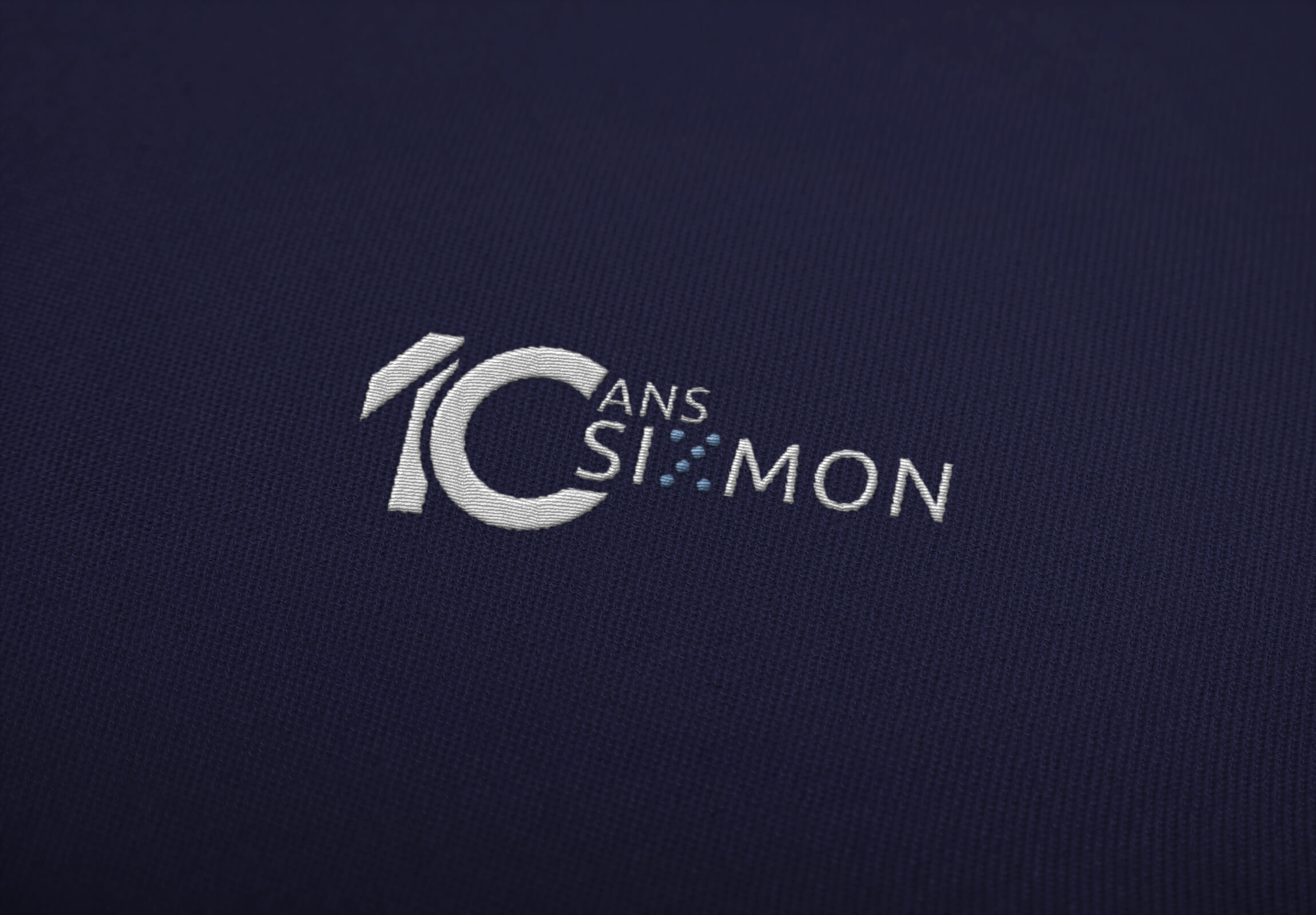 https://www.ave-studio.fr/wp-content/uploads/2025/03/Sixmon-logo-10ans-broderie-ave-studio.jpg